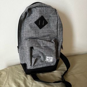 Herschel Heritage Grey Shoulder Bag Field Trip
